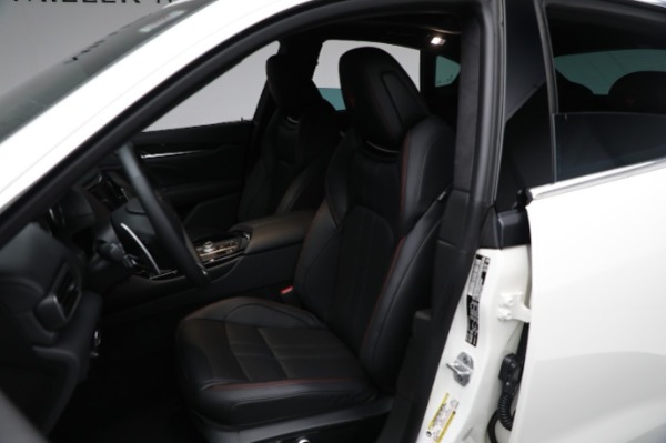 New 2024 Maserati Levante GT for sale Sold at Alfa Romeo of Greenwich in Greenwich CT 06830 28