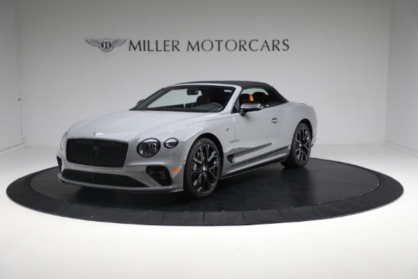 New 2024 Bentley Continental GTC S V8 for sale $402,470 at Alfa Romeo of Greenwich in Greenwich CT 06830 14