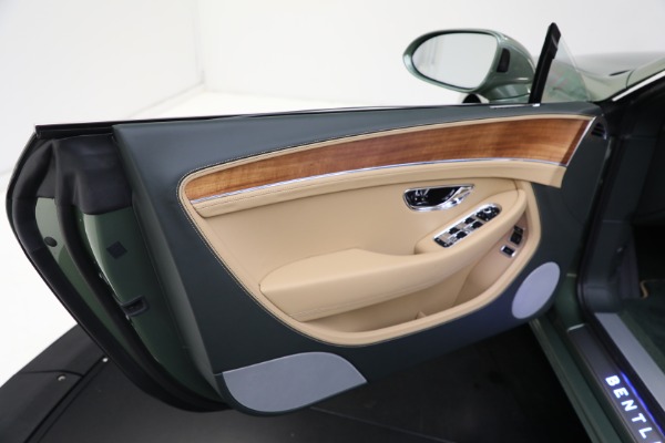 New 2024 Bentley Continental GTC V8 for sale $269,900 at Alfa Romeo of Greenwich in Greenwich CT 06830 27
