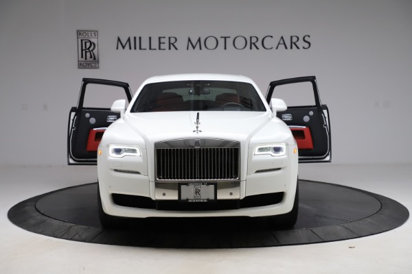 Used 2017 Rolls-Royce Ghost for sale Sold at Alfa Romeo of Greenwich in Greenwich CT 06830 13