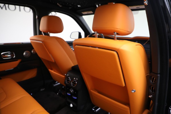 New 2024 Rolls-Royce Black Badge Cullinan for sale Sold at Alfa Romeo of Greenwich in Greenwich CT 06830 24