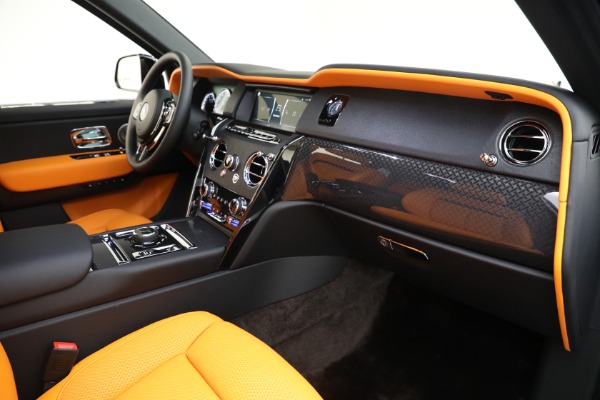New 2024 Rolls-Royce Black Badge Cullinan for sale Sold at Alfa Romeo of Greenwich in Greenwich CT 06830 28