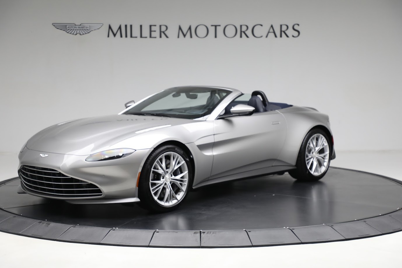 Used 2022 Aston Martin Vantage for sale Sold at Alfa Romeo of Greenwich in Greenwich CT 06830 1