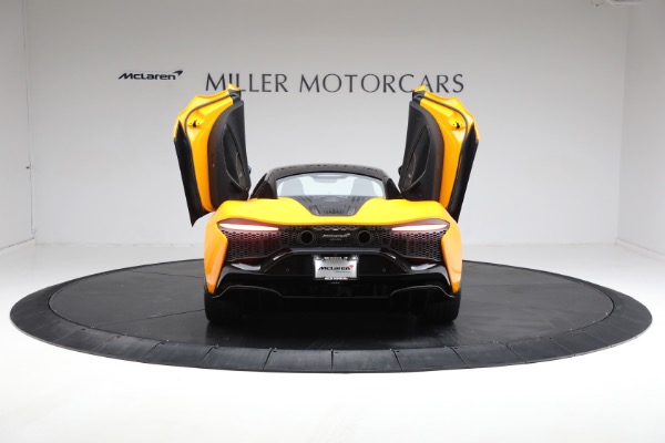 Used 2024 McLaren Artura Performance for sale Call for price at Alfa Romeo of Greenwich in Greenwich CT 06830 19