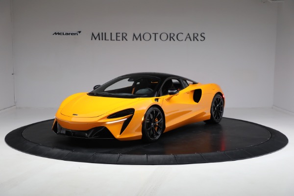 New 2024 McLaren Artura Performance for sale $278,733 at Alfa Romeo of Greenwich in Greenwich CT 06830 2