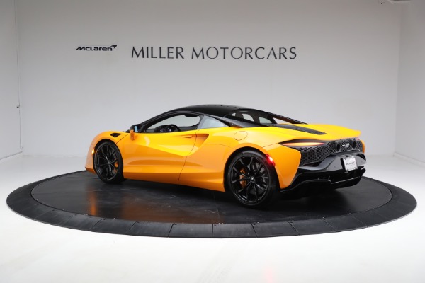 Used 2024 McLaren Artura Performance for sale Call for price at Alfa Romeo of Greenwich in Greenwich CT 06830 5