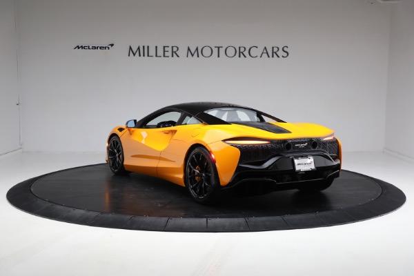 New 2024 McLaren Artura Performance for sale $278,733 at Alfa Romeo of Greenwich in Greenwich CT 06830 6