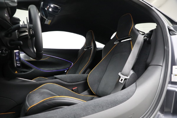 Used 2024 McLaren Artura Performance for sale $185,900 at Alfa Romeo of Greenwich in Greenwich CT 06830 21