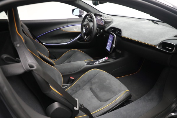 Used 2024 McLaren Artura Performance for sale $185,900 at Alfa Romeo of Greenwich in Greenwich CT 06830 26