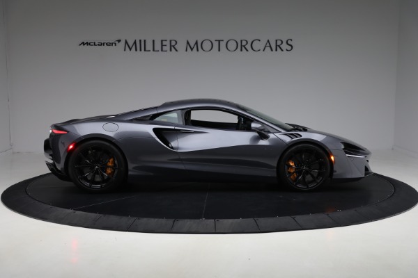 Used 2024 McLaren Artura Performance for sale $185,900 at Alfa Romeo of Greenwich in Greenwich CT 06830 9