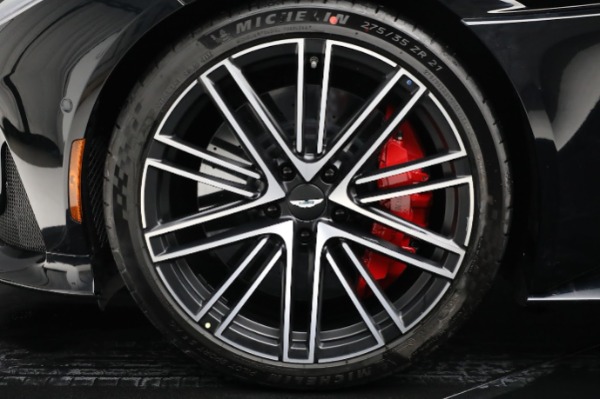 Used 2024 Aston Martin DB12 V8 for sale $249,900 at Alfa Romeo of Greenwich in Greenwich CT 06830 28