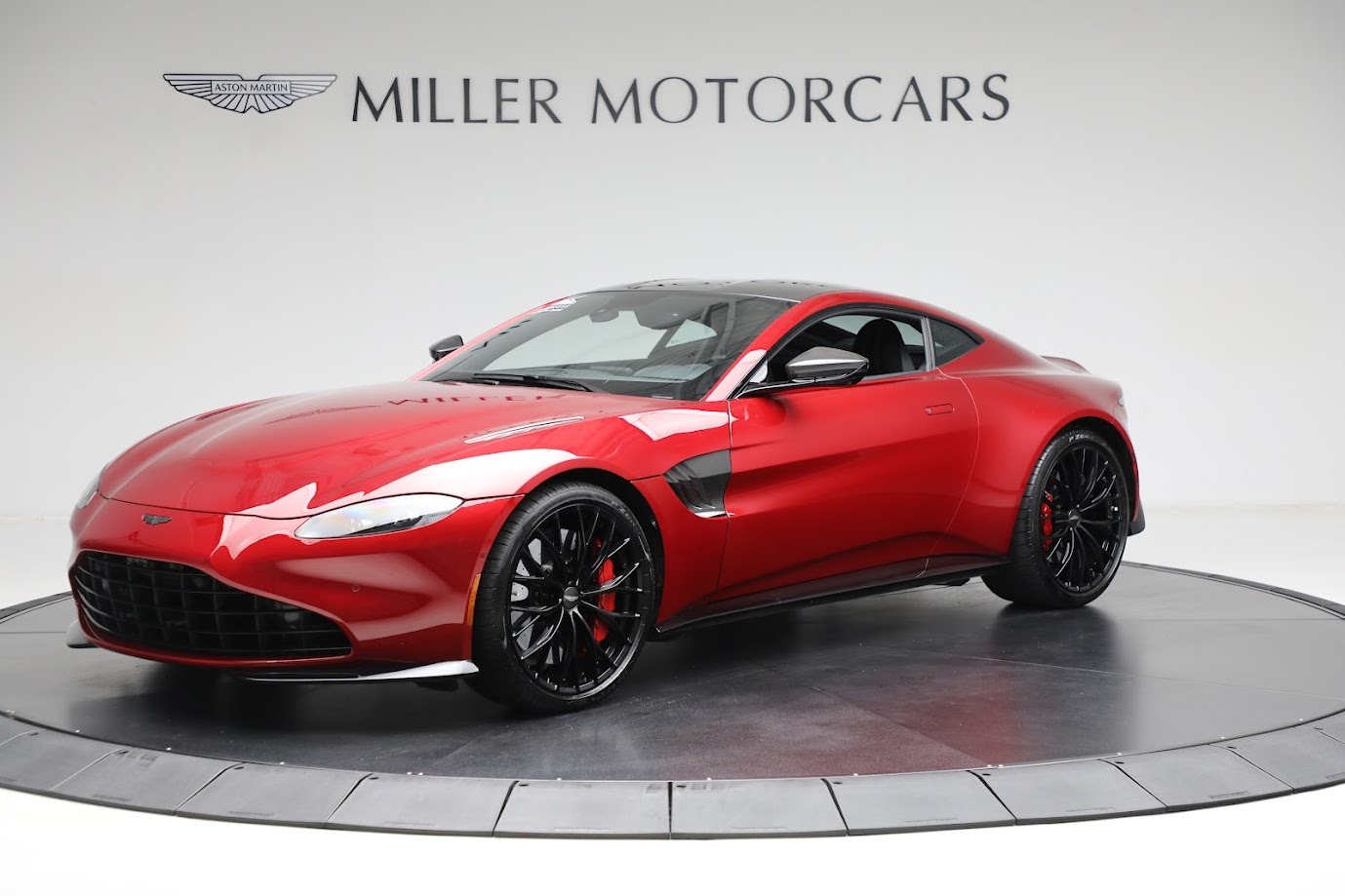 Used 2023 Aston Martin Vantage V8 for sale Sold at Alfa Romeo of Greenwich in Greenwich CT 06830 1