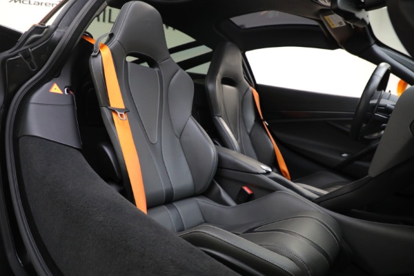 Used 2019 McLaren 720S for sale Sold at Alfa Romeo of Greenwich in Greenwich CT 06830 14