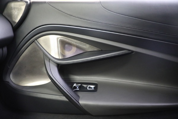 Used 2019 McLaren 720S for sale Sold at Alfa Romeo of Greenwich in Greenwich CT 06830 23