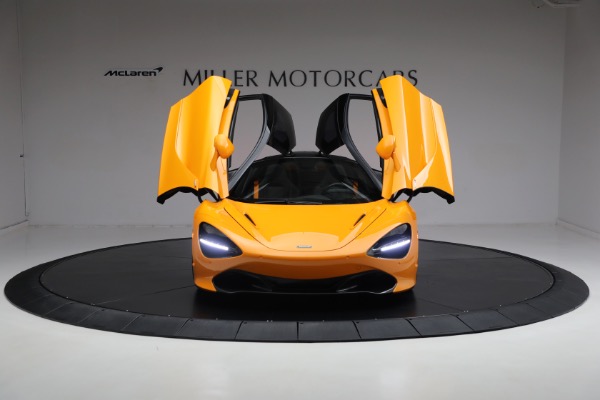 Used 2019 McLaren 720S for sale $209,900 at Alfa Romeo of Greenwich in Greenwich CT 06830 9