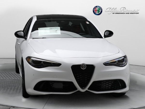 New 2024 Alfa Romeo Giulia Veloce for sale $55,985 at Alfa Romeo of Greenwich in Greenwich CT 06830 20