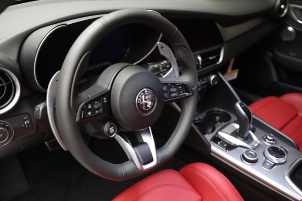 New 2024 Alfa Romeo Giulia Veloce for sale Sold at Alfa Romeo of Greenwich in Greenwich CT 06830 23