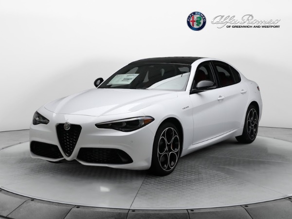 New 2024 Alfa Romeo Giulia Veloce for sale $55,985 at Alfa Romeo of Greenwich in Greenwich CT 06830 4