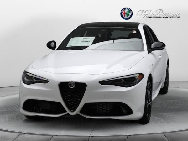 New 2024 Alfa Romeo Giulia Veloce for sale $55,985 at Alfa Romeo of Greenwich in Greenwich CT 06830 5