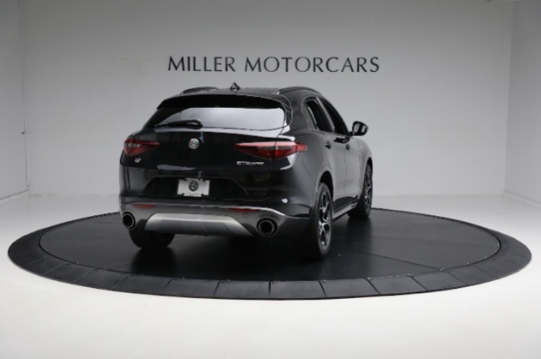 Used 2022 Alfa Romeo Stelvio Ti for sale Sold at Alfa Romeo of Greenwich in Greenwich CT 06830 11