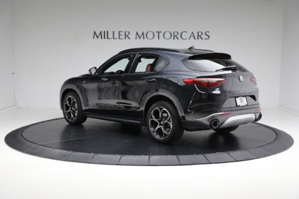 Used 2022 Alfa Romeo Stelvio Ti for sale Sold at Alfa Romeo of Greenwich in Greenwich CT 06830 7