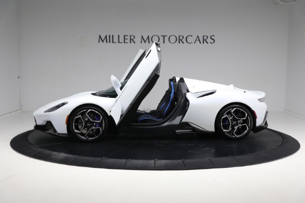 Used 2023 Maserati MC20 Cielo for sale Call for price at Alfa Romeo of Greenwich in Greenwich CT 06830 19