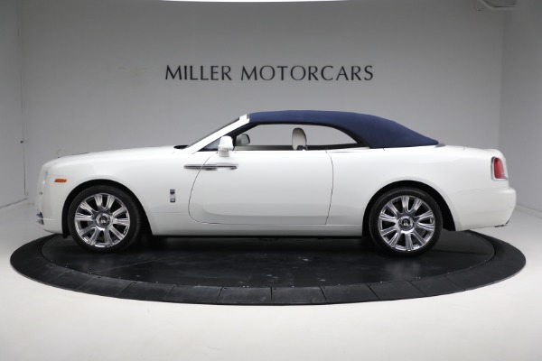 Used 2017 Rolls-Royce Dawn for sale Sold at Alfa Romeo of Greenwich in Greenwich CT 06830 19