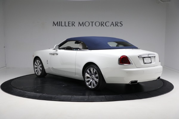 Used 2017 Rolls-Royce Dawn for sale Sold at Alfa Romeo of Greenwich in Greenwich CT 06830 21