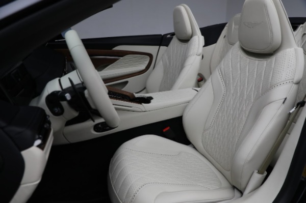 Used 2024 Aston Martin DB12 Volante for sale Sold at Alfa Romeo of Greenwich in Greenwich CT 06830 20