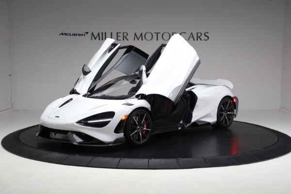 Used 2021 McLaren 765LT for sale $464,900 at Alfa Romeo of Greenwich in Greenwich CT 06830 13