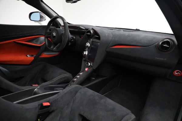 Used 2021 McLaren 765LT for sale Sold at Alfa Romeo of Greenwich in Greenwich CT 06830 21