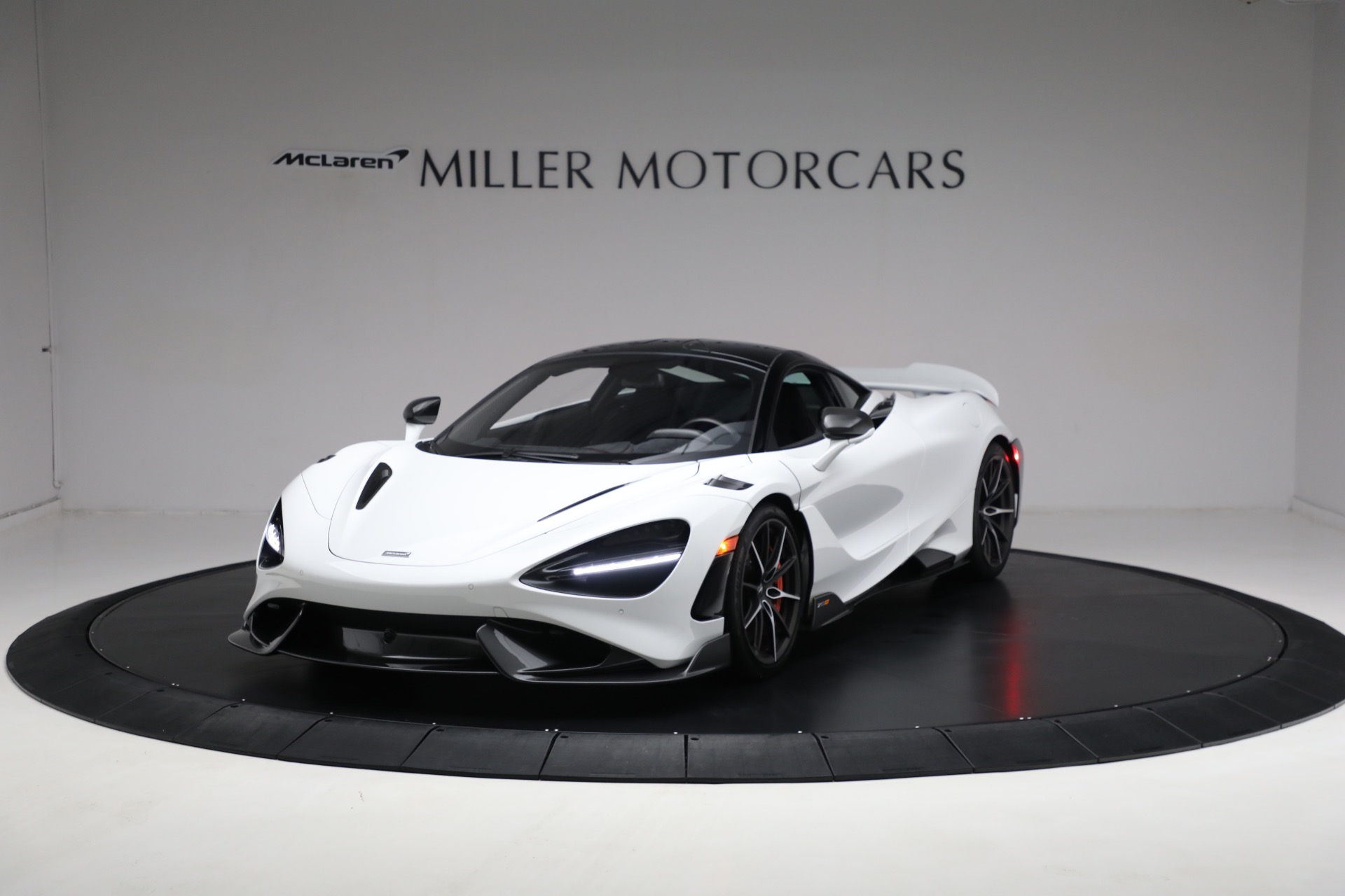 Used 2021 McLaren 765LT for sale Sold at Alfa Romeo of Greenwich in Greenwich CT 06830 1