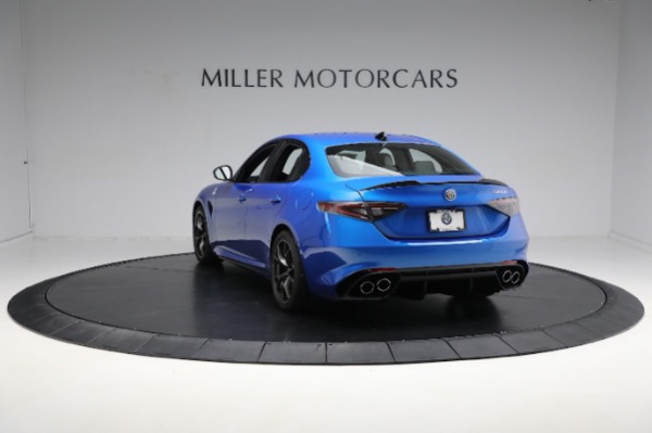 Used 2024 Alfa Romeo Giulia Quadrifoglio for sale Sold at Alfa Romeo of Greenwich in Greenwich CT 06830 10