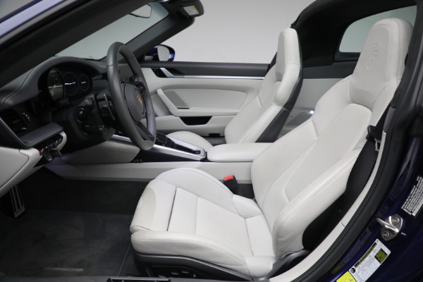 Used 2021 Porsche 911 Targa 4S for sale Sold at Alfa Romeo of Greenwich in Greenwich CT 06830 20
