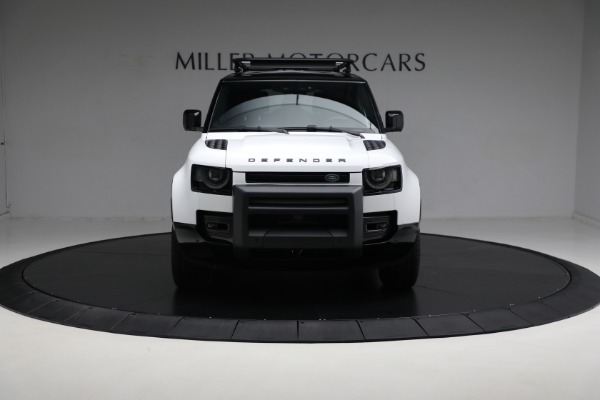 Used 2023 Land Rover Defender 90 X-Dynamic SE for sale Sold at Alfa Romeo of Greenwich in Greenwich CT 06830 12