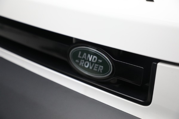 Used 2023 Land Rover Defender 90 X-Dynamic SE for sale $72,900 at Alfa Romeo of Greenwich in Greenwich CT 06830 28