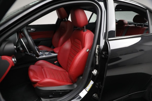 Used 2021 Alfa Romeo Giulia Ti Sport for sale Sold at Alfa Romeo of Greenwich in Greenwich CT 06830 25