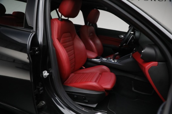 Used 2021 Alfa Romeo Giulia Ti Sport for sale Sold at Alfa Romeo of Greenwich in Greenwich CT 06830 26