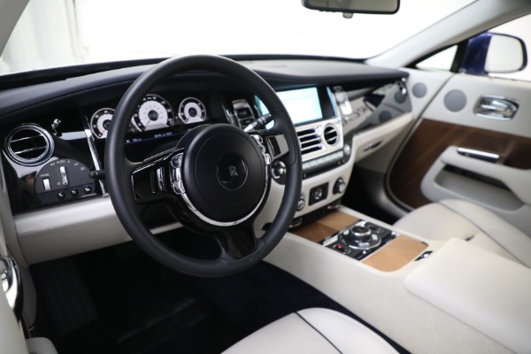 Used 2014 Rolls-Royce Wraith for sale Sold at Alfa Romeo of Greenwich in Greenwich CT 06830 16
