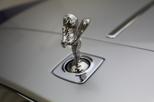 Used 2014 Rolls-Royce Wraith for sale Sold at Alfa Romeo of Greenwich in Greenwich CT 06830 25