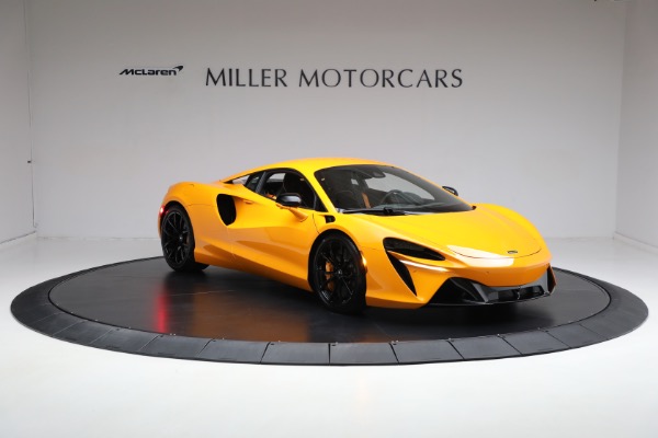 New 2024 McLaren Artura for sale Sold at Alfa Romeo of Greenwich in Greenwich CT 06830 11