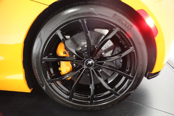 New 2024 McLaren Artura for sale Sold at Alfa Romeo of Greenwich in Greenwich CT 06830 21