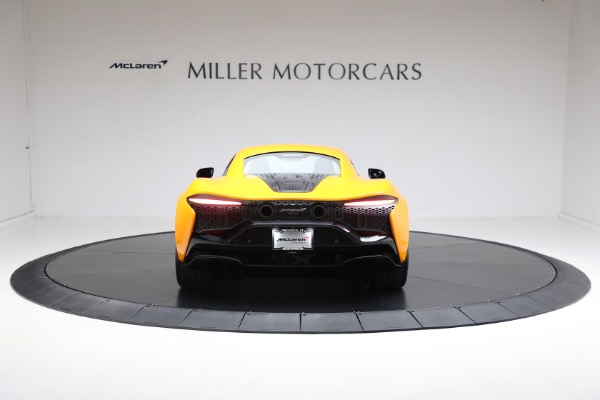New 2024 McLaren Artura for sale Sold at Alfa Romeo of Greenwich in Greenwich CT 06830 6