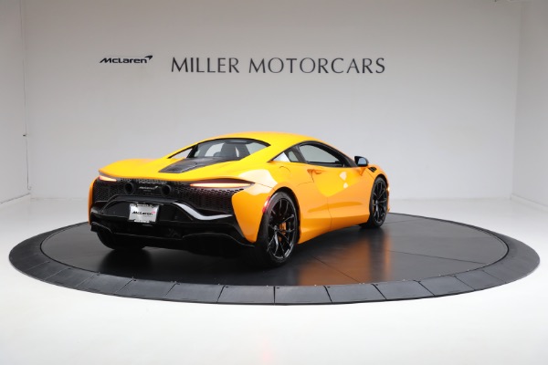 New 2024 McLaren Artura for sale $276,833 at Alfa Romeo of Greenwich in Greenwich CT 06830 7