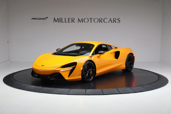 New 2024 McLaren Artura for sale Sold at Alfa Romeo of Greenwich in Greenwich CT 06830 1