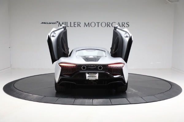 New 2024 McLaren Artura TechLux for sale $291,233 at Alfa Romeo of Greenwich in Greenwich CT 06830 14