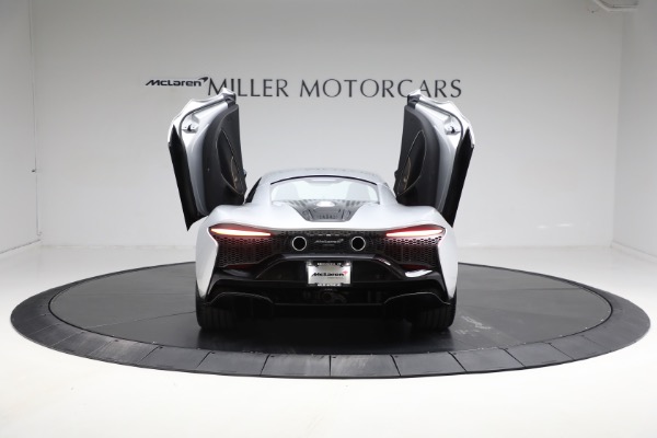 New 2024 McLaren Artura TechLux for sale Sold at Alfa Romeo of Greenwich in Greenwich CT 06830 14