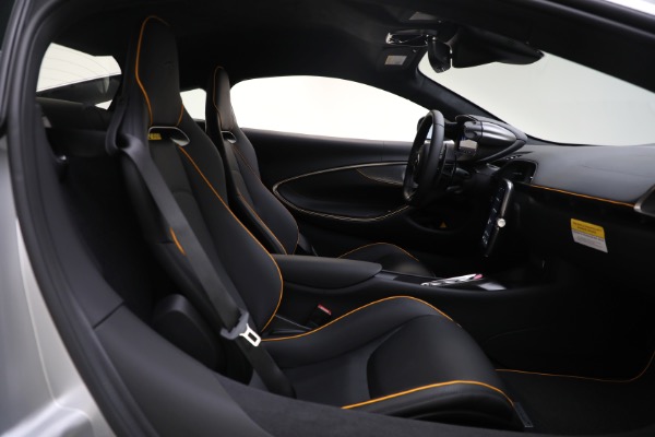 New 2024 McLaren Artura TechLux for sale Sold at Alfa Romeo of Greenwich in Greenwich CT 06830 21