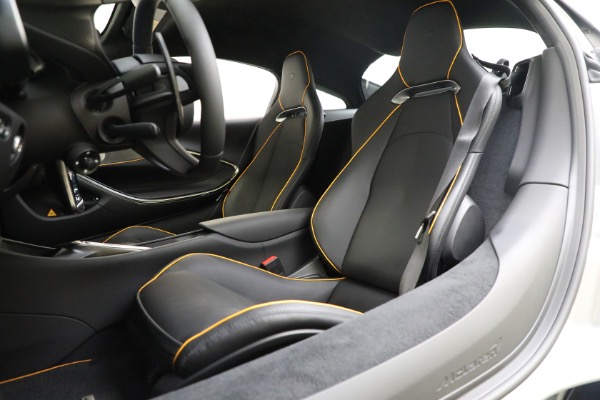 New 2024 McLaren Artura TechLux for sale Sold at Alfa Romeo of Greenwich in Greenwich CT 06830 25
