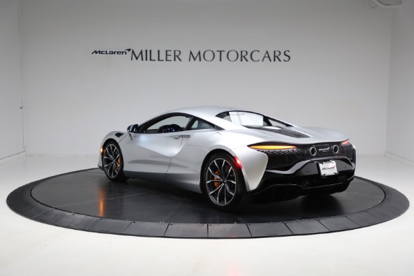 New 2024 McLaren Artura TechLux for sale Sold at Alfa Romeo of Greenwich in Greenwich CT 06830 5